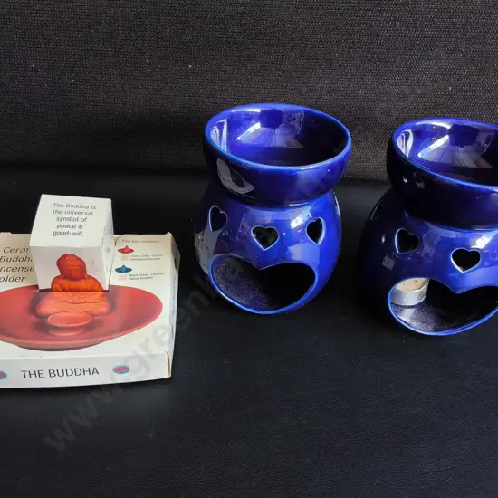 SET OF 2 COBALT BLUE CERAMIC ESSENTIAL OIL BURNERS, AND INCENSE HOLDER