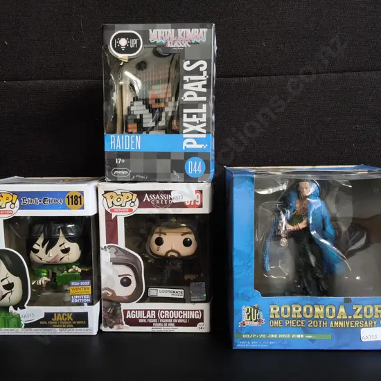 COLLECTION OF POP CULTURE FIGURES, INCLUDING FUNKO POP!, PIXEL PALS, AND ONE PIECE, BOXED