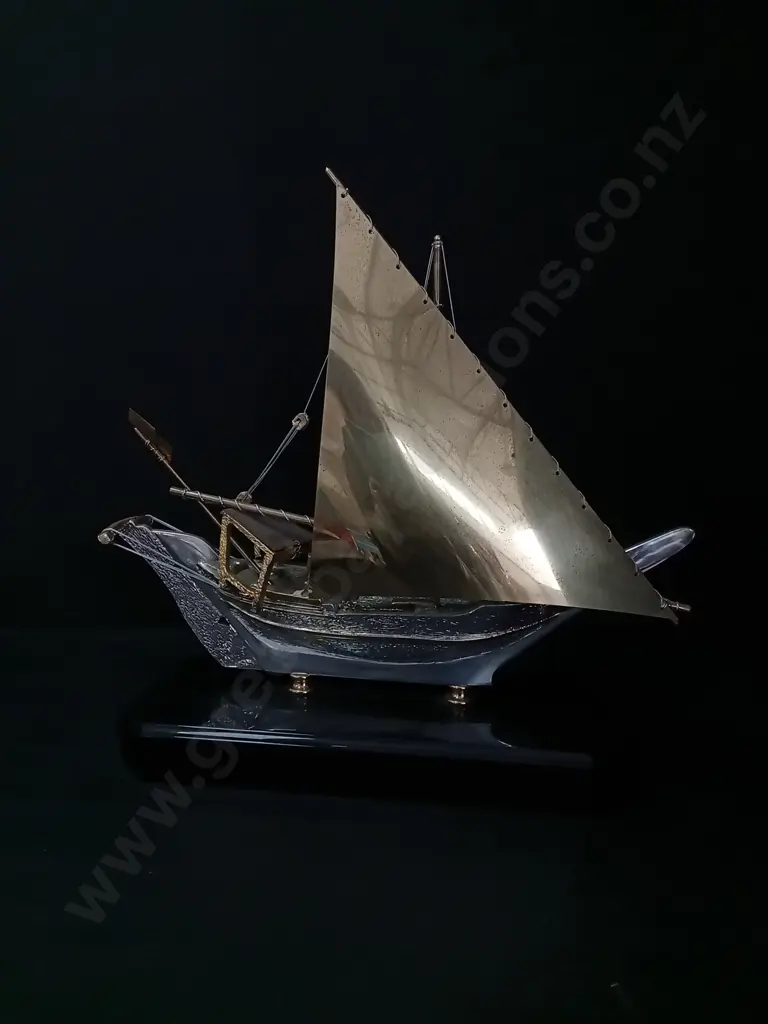 ARABIAN DHOW SAILING SHIP MODEL H43CM Image 1++