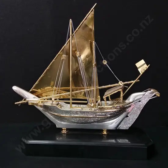 ARABIAN DHOW SAILING SHIP MODEL H43CM