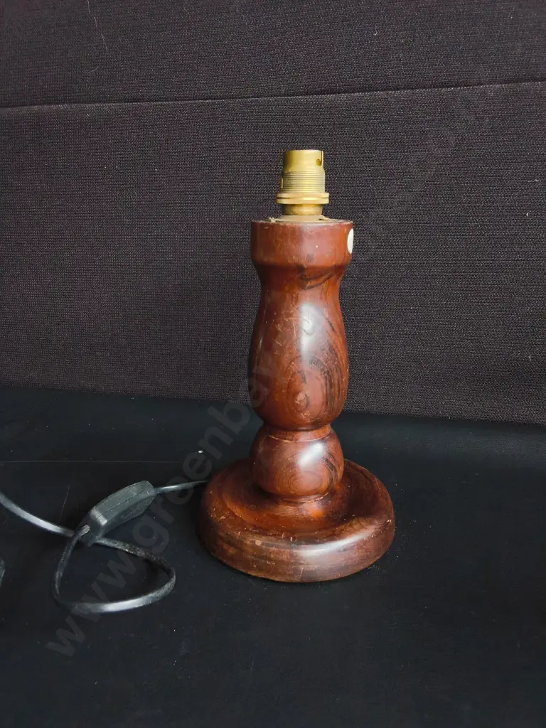 VINTAGE TURNED WOOD MID CENTURY TURNED WOOD TABLE LAMP BASE, H 26 CM Image 1++