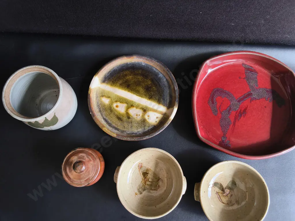MIX OF VINTAGE STUDIO POTTERY, 6 PIECES, WIDEST DIA 25 CM Image 1++