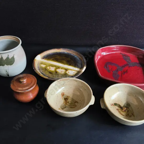 MIX OF VINTAGE STUDIO POTTERY, 6 PIECES, WIDEST DIA 25 CM