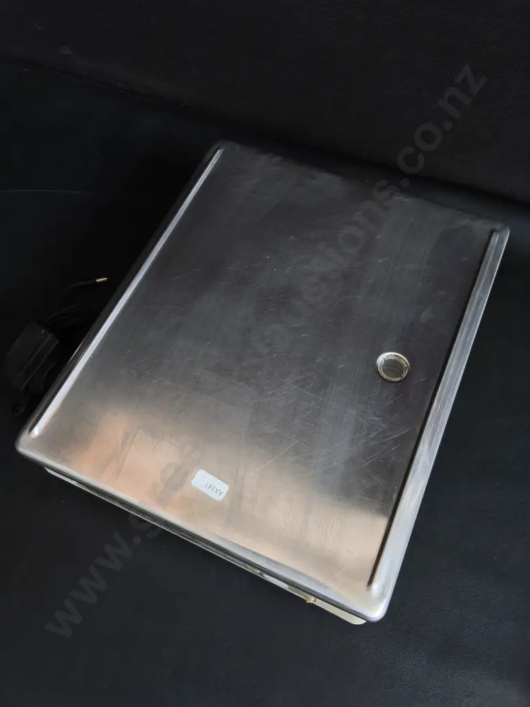 DIGITAL WEIGHING SCALE, UNTESTED Image 1++