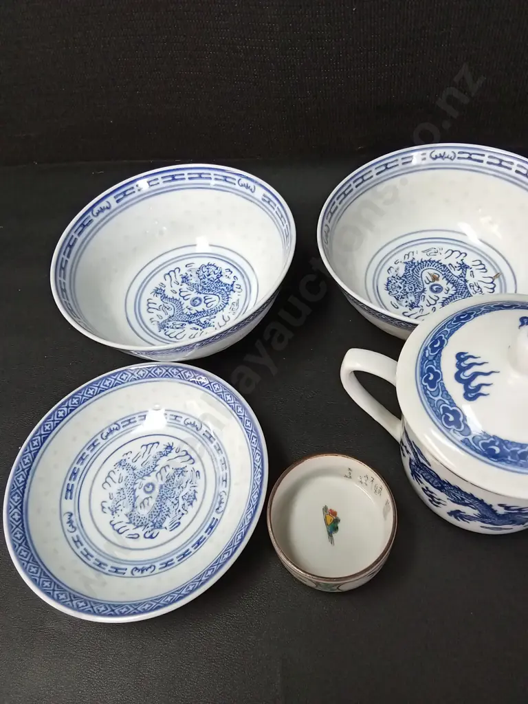 6 ASIAN DISHES LARGEST D19CM Image 1++