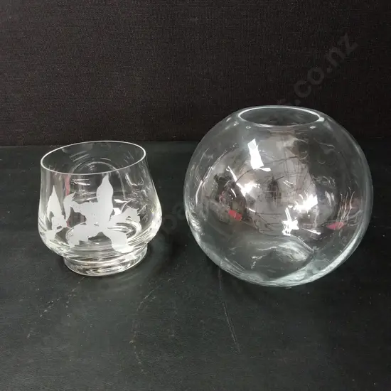 2 GLASS BOWLS TALLEST H16CM