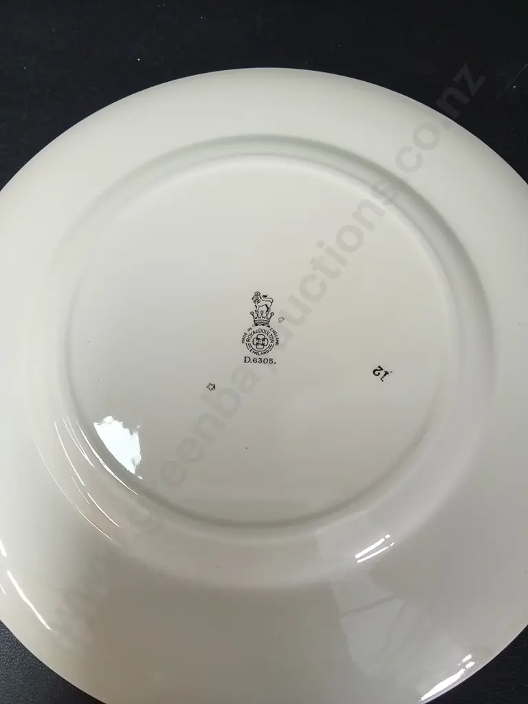 VINTAGE ROYAL DOULTON SERIES WARE CABINET PLATE FEATURING THE "MĀORI WOMEN B"' DESIGN D26CM Image 1++