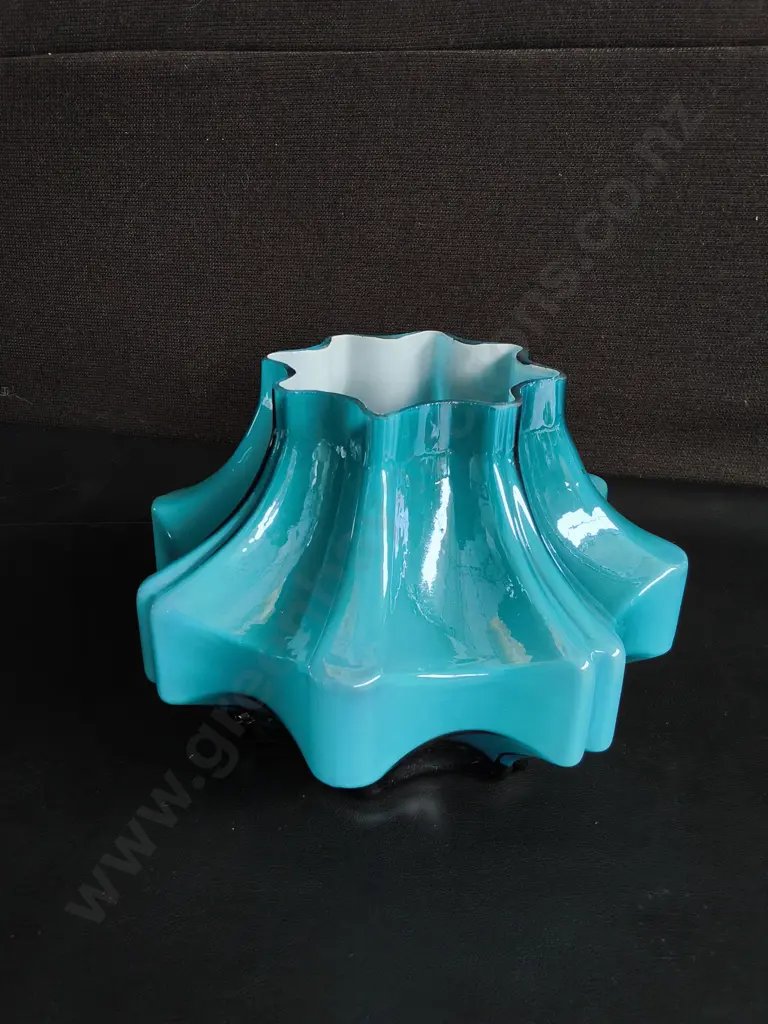 VINTAGE RIPPLED GLASS VASE, MID CENTURY MODERN, H 18 CM Image 1++