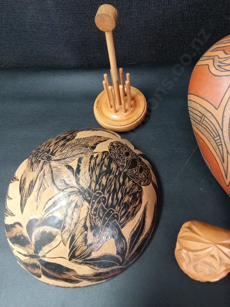 4 WOODEN ITEMS LONGEST L37CM Image 1++