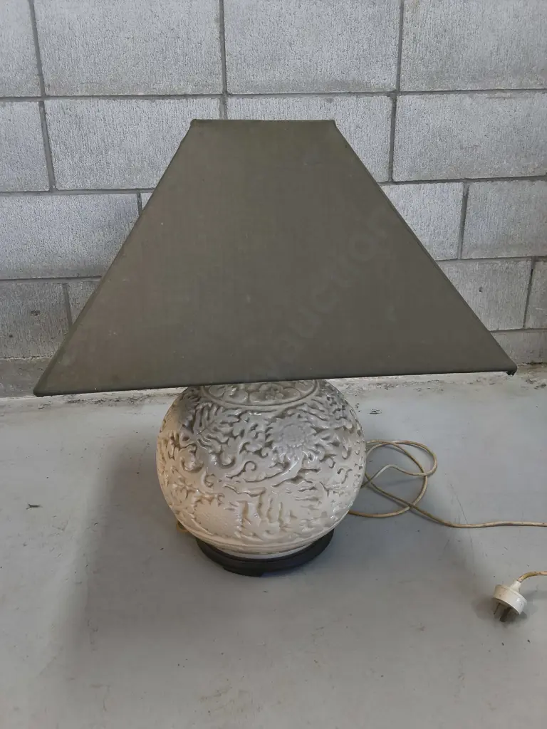VINTAGE CHINOISERIE TABLE LAMP, H 63 CM, WORKING Image 1++