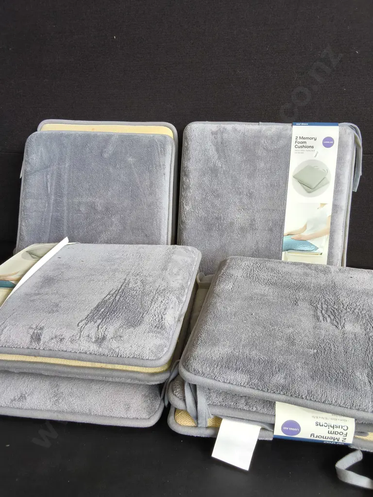 10 ANKO MEMORY FOAM CUSHIONS Image 1++