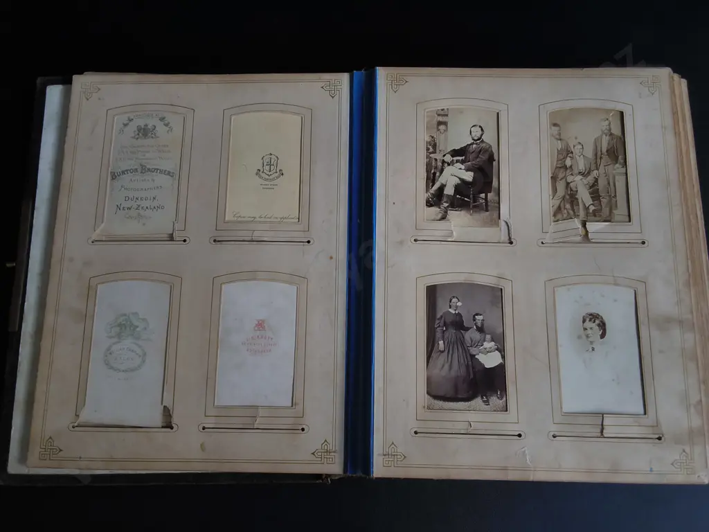 ANTIQUE LEATHER PHOTO ALBUM WITH CONTENTS Image 1++