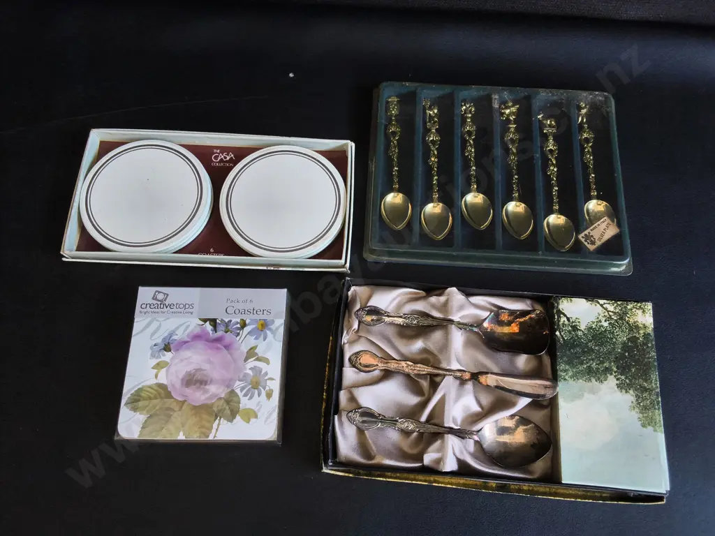 VINTAGE COASTERS AND CUTLERY SETS, INCLUDING SILVER PLATE Image 1++