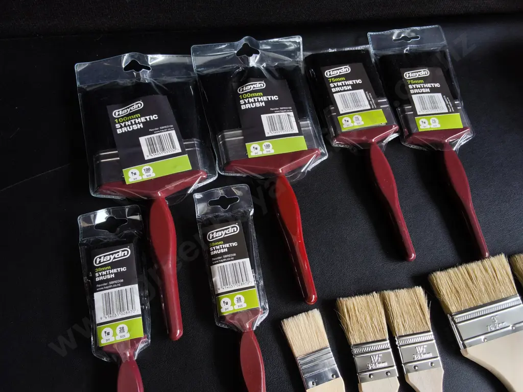 11 BRAND NEW PAINTBRUSHES Image 1++