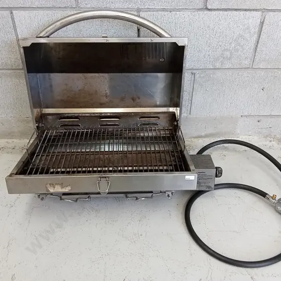 SMALL GASCRAFT PORTABLE BBQ, 32CM X 50CM