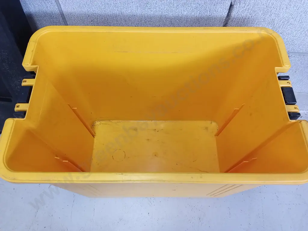 LARGE CONTICO TOOL BOX, H 44CM X W 54CM X D 33CM Image 1++