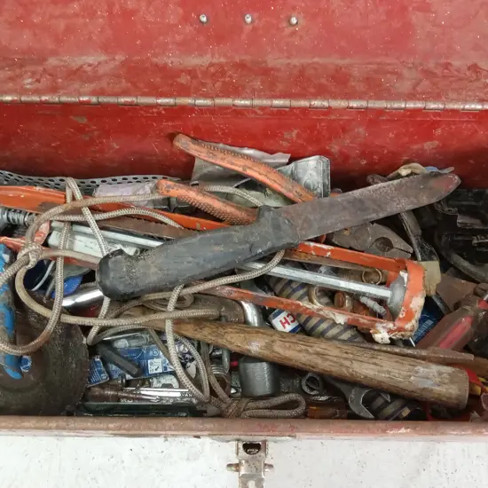 ASSORTMENT OF TOOLS IN TOOL BOX