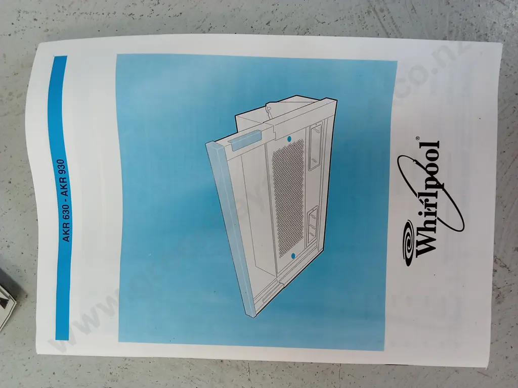 WHIRLPOOL EXTRACTOR HOOD, H 35CM X W 60CM X D 18CM Image 1++