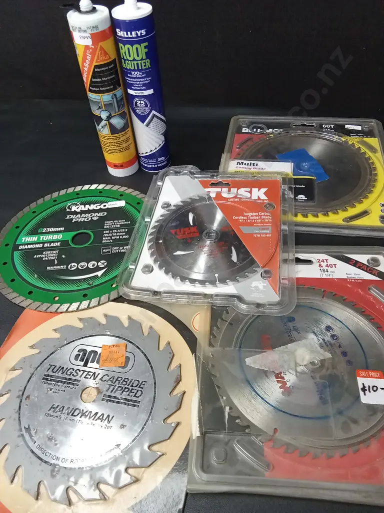 BOX OF MIXED TOOLS Image 1++