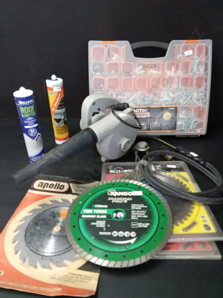 BOX OF MIXED TOOLS Image 1++