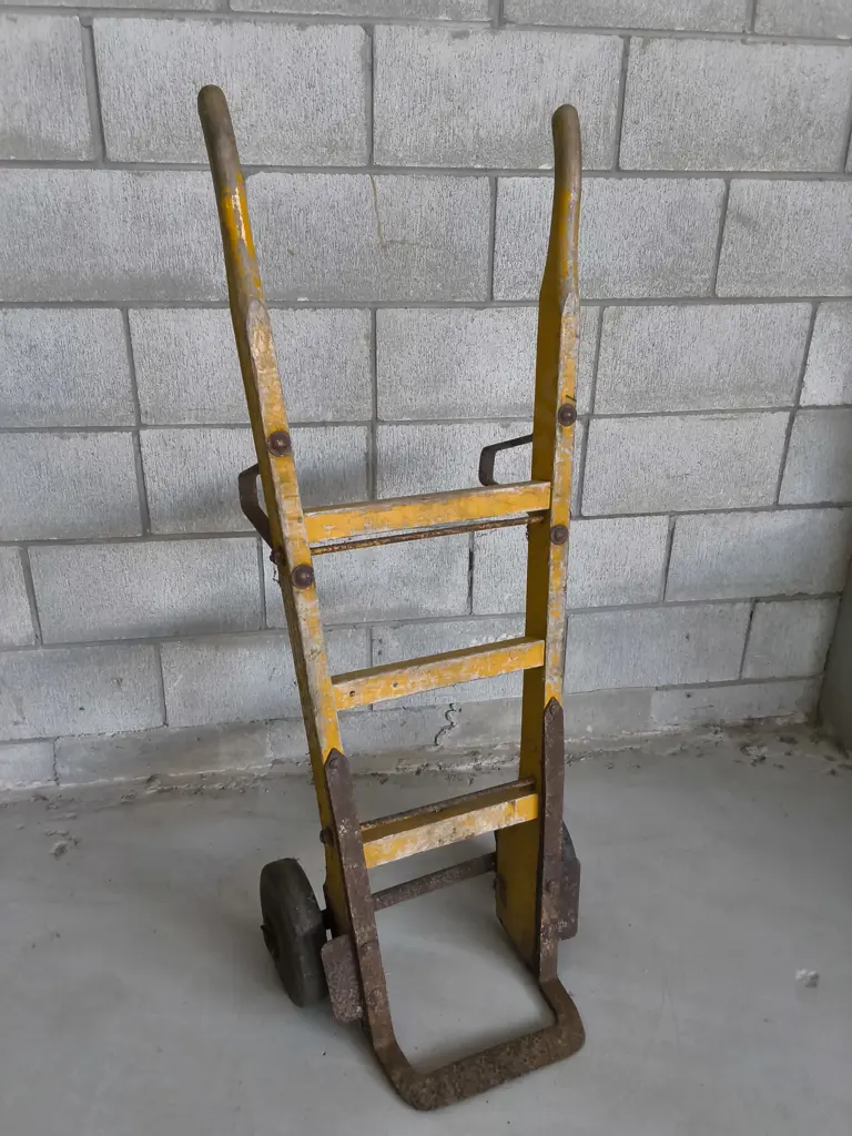 VINTAGE WOODEN HAND TRUCK, H 1.2 M Image 1++