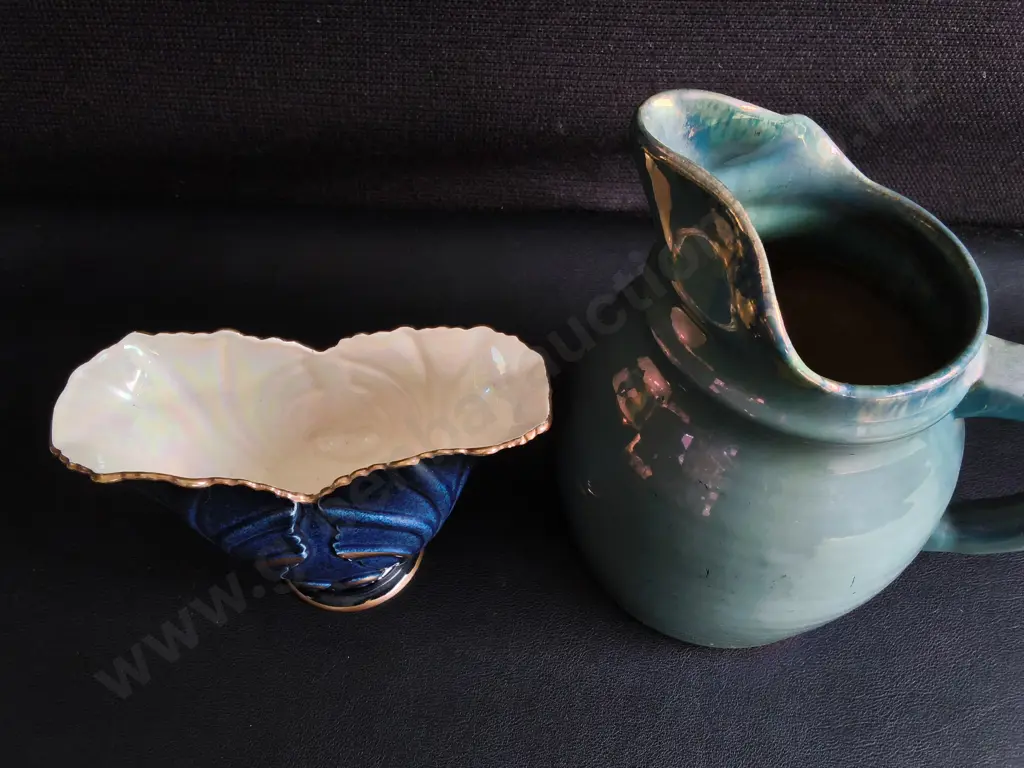 MID CENTURY TURQUOISE PITCHER AND CARLTON WARE ART DECO GILT VASE, TALLEST H 18 CM Image 1++