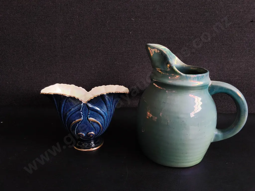 MID CENTURY TURQUOISE PITCHER AND CARLTON WARE ART DECO GILT VASE, TALLEST H 18 CM Image 1++