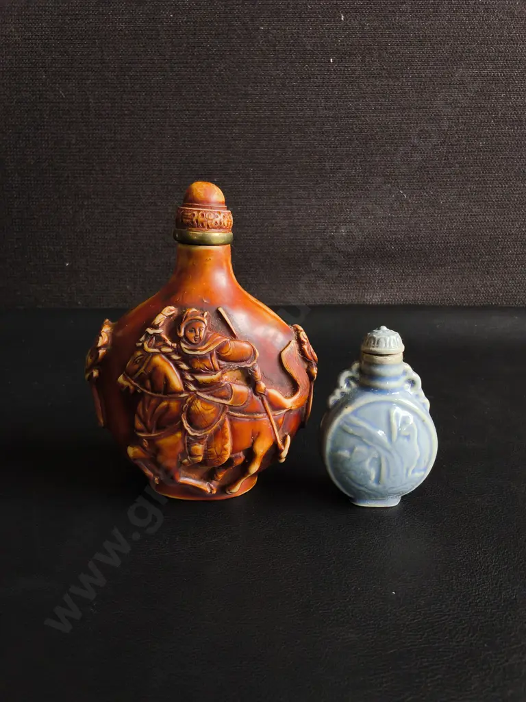 PAIR OF VINTAGE CHINESE SNUFF BOTTLES, TALLEST H 12 CM Image 1++