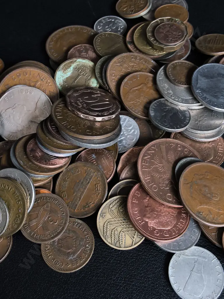 COLLECTION OF COINS Image 1++