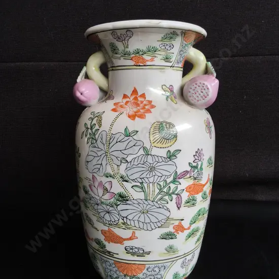 VINTAGE CHINESE FAMILLE ROSE LOTUS AND KOI FISH PORCELAIN VASE WITH POMEGRANATE HANDLES, H 30 CM