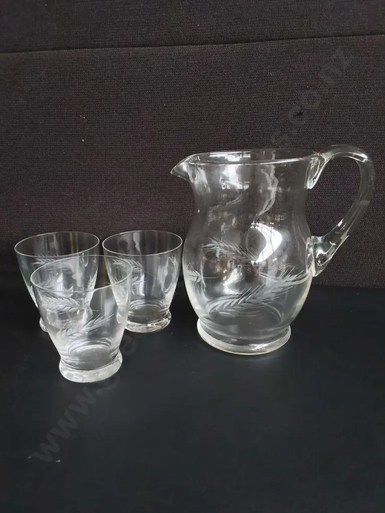 VINTAGE GLASS PITCHER AND TUMBLERS, SET OF 4, TALLEST H 20 CM Image 1++