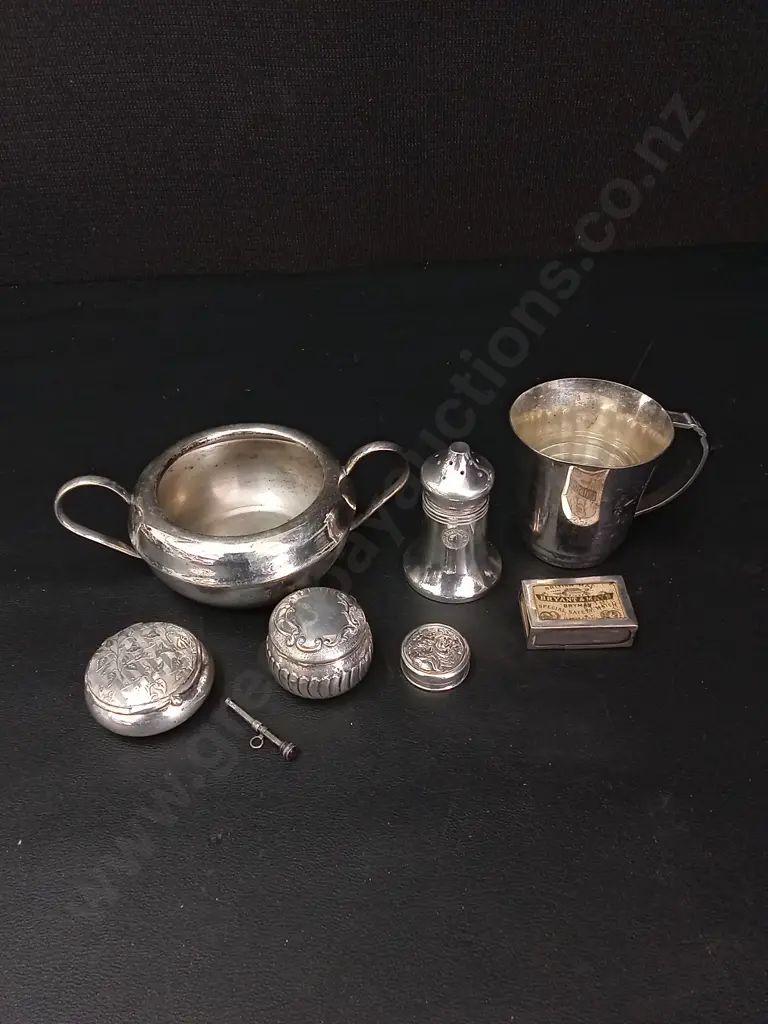 COLLECTION OF VINTAGE ITEMS TALLEST H7CM Image 1++