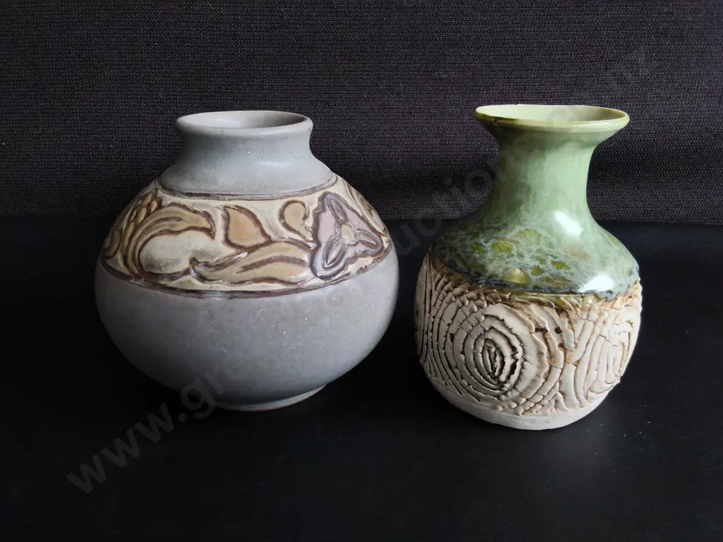 PAIR OF HANDCRAFTED CERAMIC VASES, TALLEST H 13 CM Image 1++