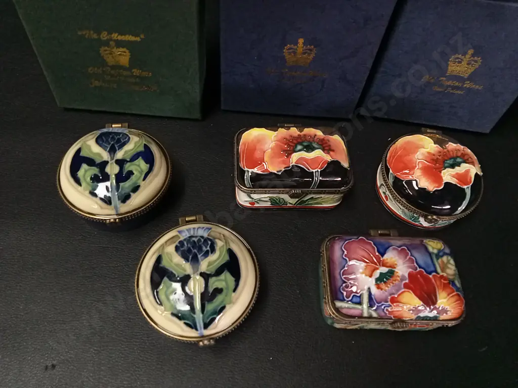 5 OLD TUPTON WARE HAND PAINTED TRINKET BOXES LARGEST L5.5CM Image 1++