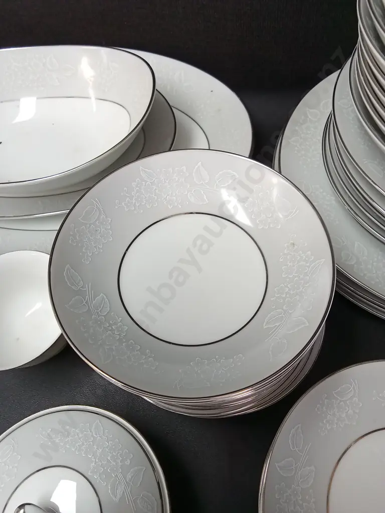 NORITAKE CHINA SET Image 1++