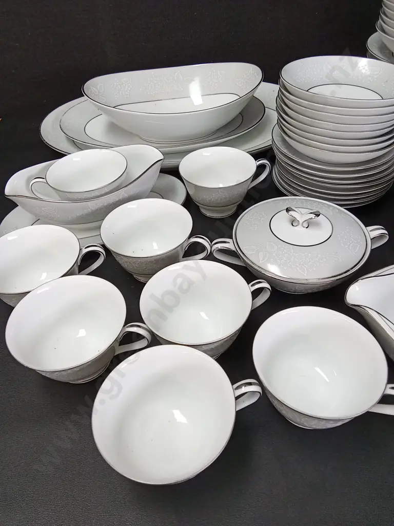 NORITAKE CHINA SET Image 1++