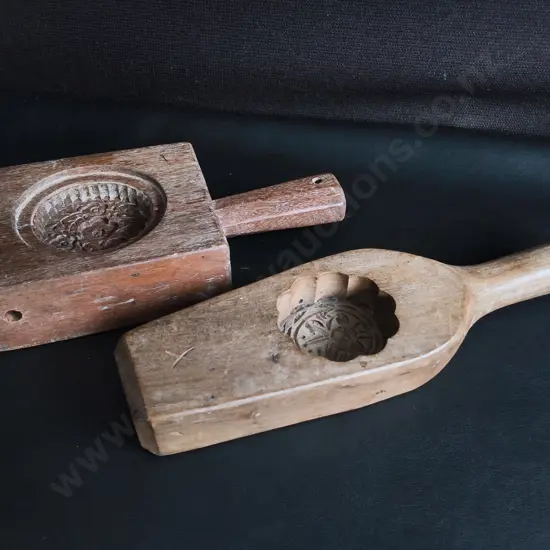 PAIR OF VINTAGE WOODEN PASTRY AND CONFECTIONARY MOLDS, WIDEST W 34 CM