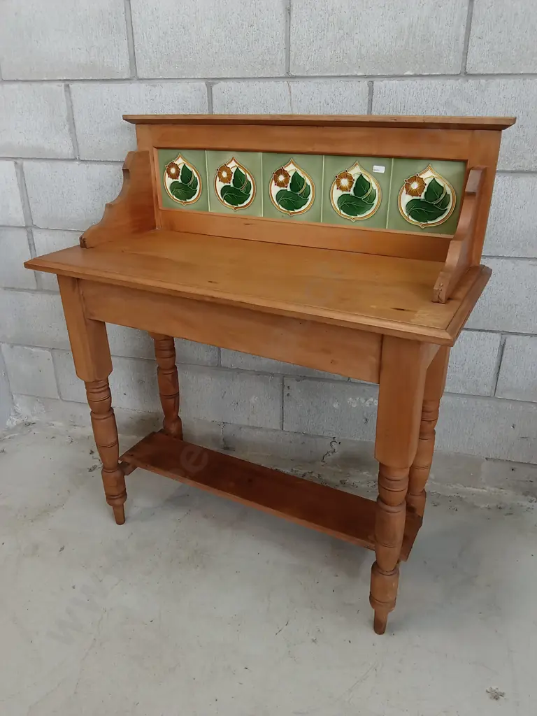VINTAGE VICTORIAN STYLE WASHSTAND WITH TILED SPLASHBACK, H 104CM X W 92CM X W 40CM Image 1++
