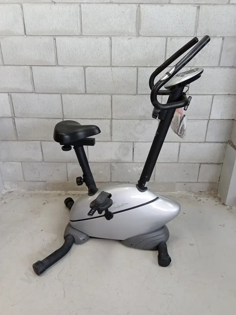 PROTEUS DOLPHIN EXCERCISE BIKE Image 1++