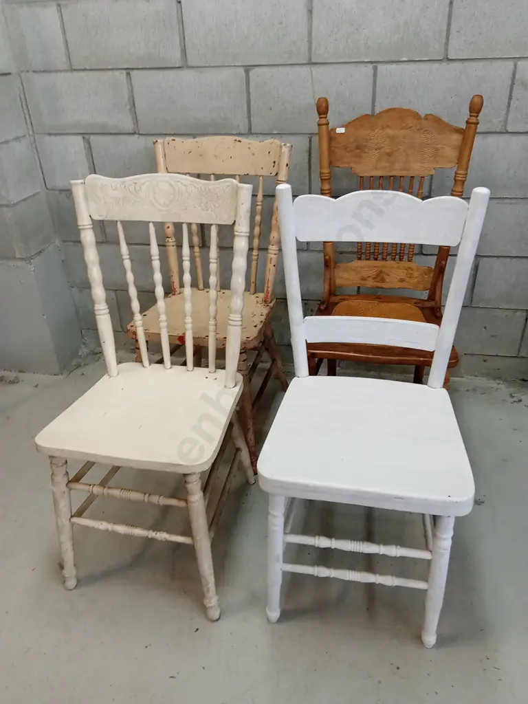 VINTAGE WOODEN SQUARE FARMHOUSE DINING TABLE WITH FOUR CHAIRS, H 75CM X W 118CM X D 102CM Image 1++