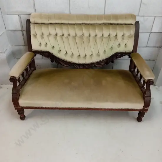 VINTAGE VICTORIAN STYLE CARVED WOOD SETTEE, WITH PISTACHIO VELVET UPHOLSTERY, H 94CM X W 144CM X D 84CM
