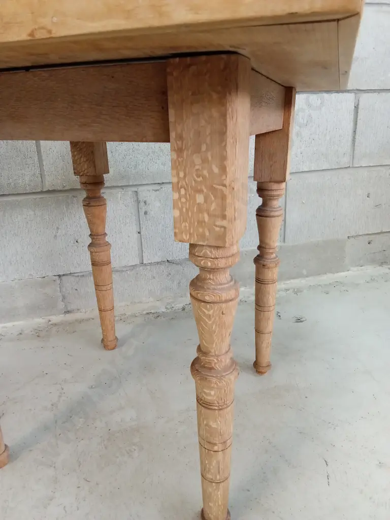 VINTAGE TILE TOP SIDE TABLE, H 52 X W 54CM X D 54CM Image 1++