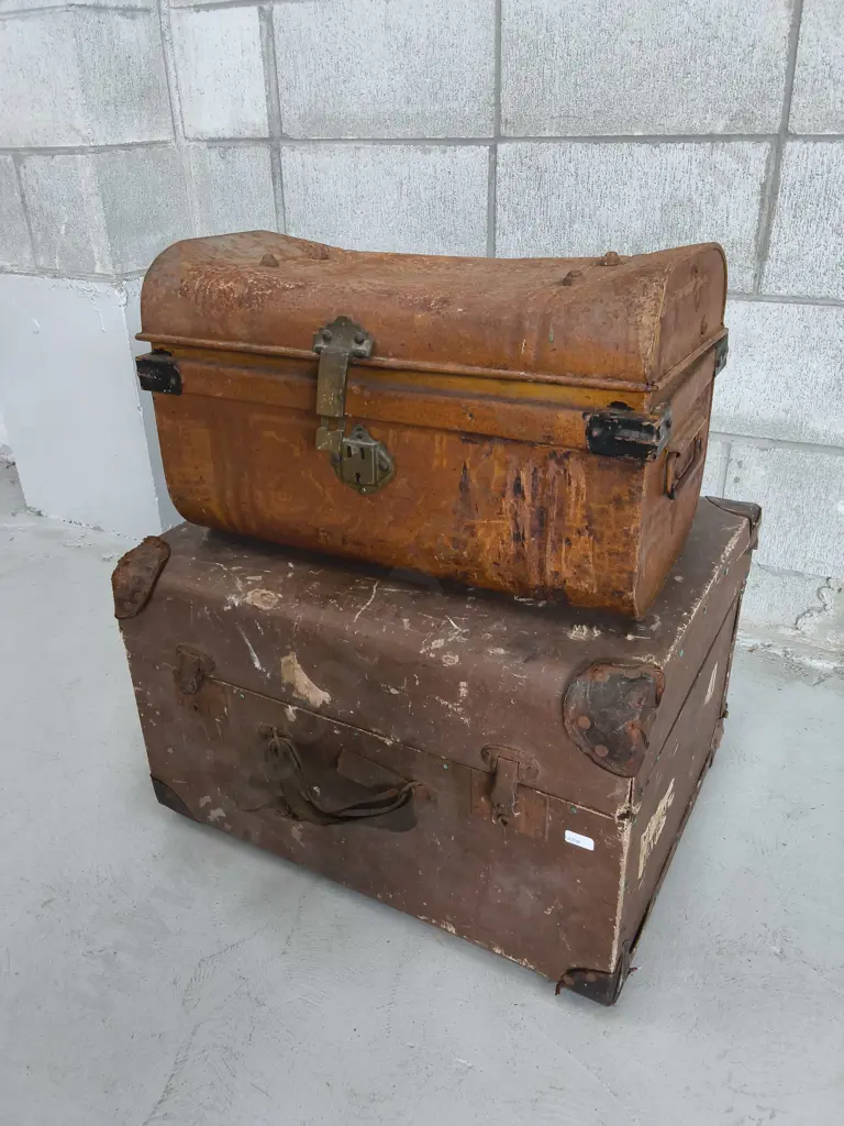 VINTAGE INDUSTRIAL METAL DOME TRUNK AND LEATHER SUITCASE, WIDEST W 56 CM Image 1++