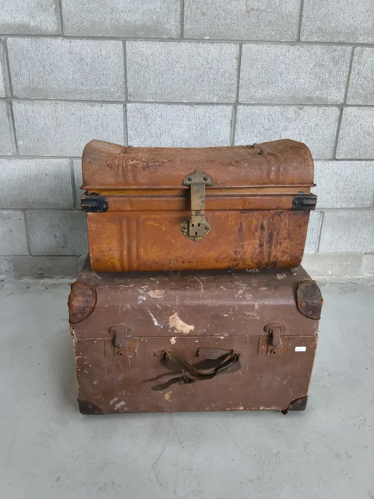 VINTAGE INDUSTRIAL METAL DOME TRUNK AND LEATHER SUITCASE, WIDEST W 56 CM Image 1++