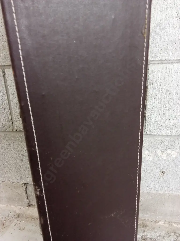 VERTICAL CD STORAGE TOWER WITH CONTENTS, 95CM Image 1++