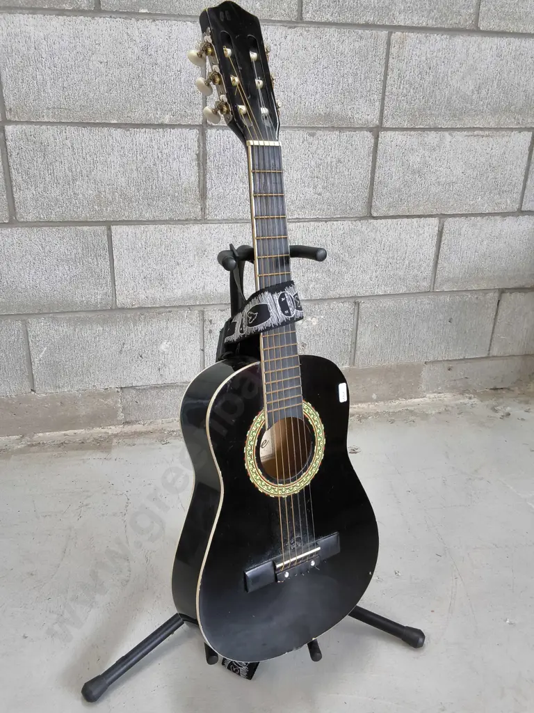 CORDE SMALL BEGINNER CLASSICAL GUITAR WITH STAND Image 1++