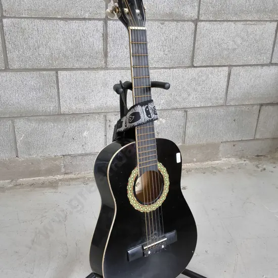CORDE SMALL BEGINNER CLASSICAL GUITAR WITH STAND
