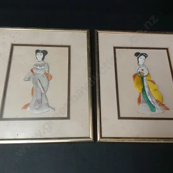 2 FRAMED 3D ASIAN SILK FIGURES 21CM X 25.5CM