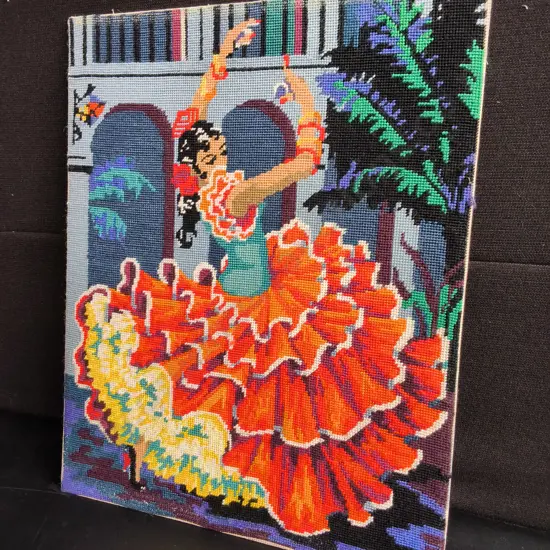 VINTAGE FLAMENCO DANCER NEEDLEPOINT AND CROSS STITCH ARTWORK, H 56 CM