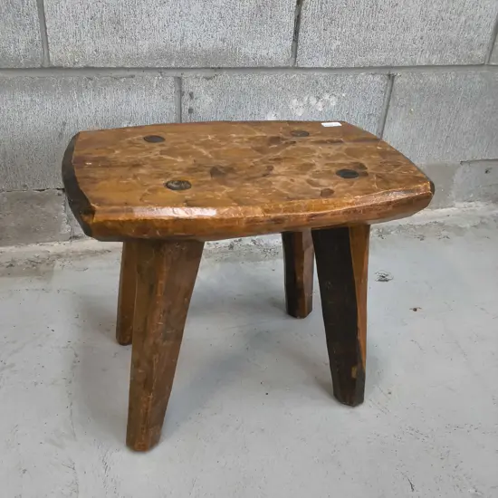 VINTAGE WOODEN PRIMITIVE LOW STOOL, H 31 CM